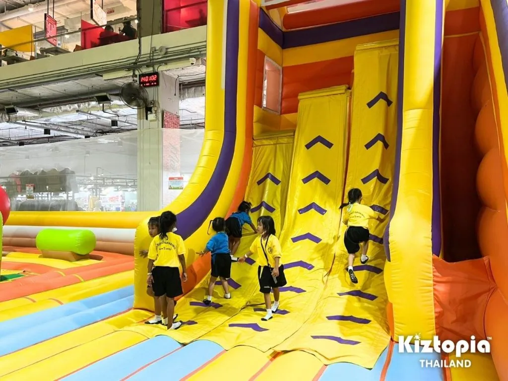 Kiztopia Central Hatyai - School Visit