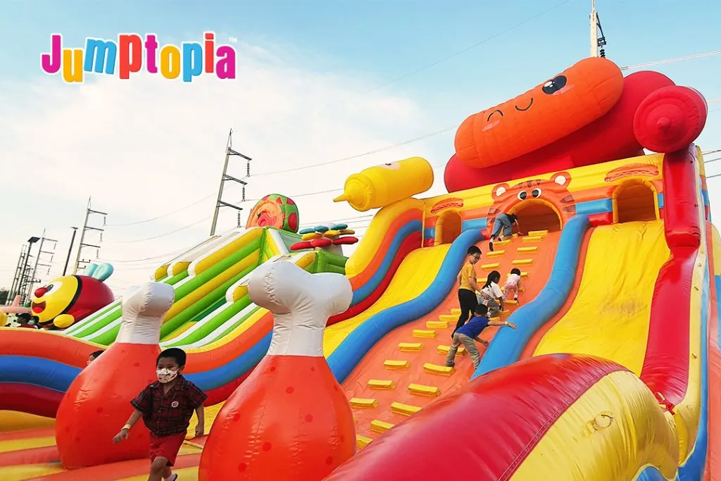 Jumptopia family enjoying inflatables