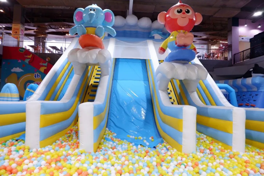 Bouncetopia Central  
                Hatyai slide area