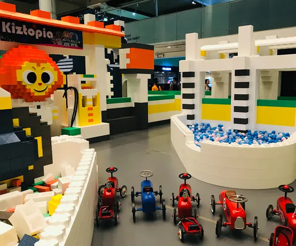 Marina Square Atrium view 1